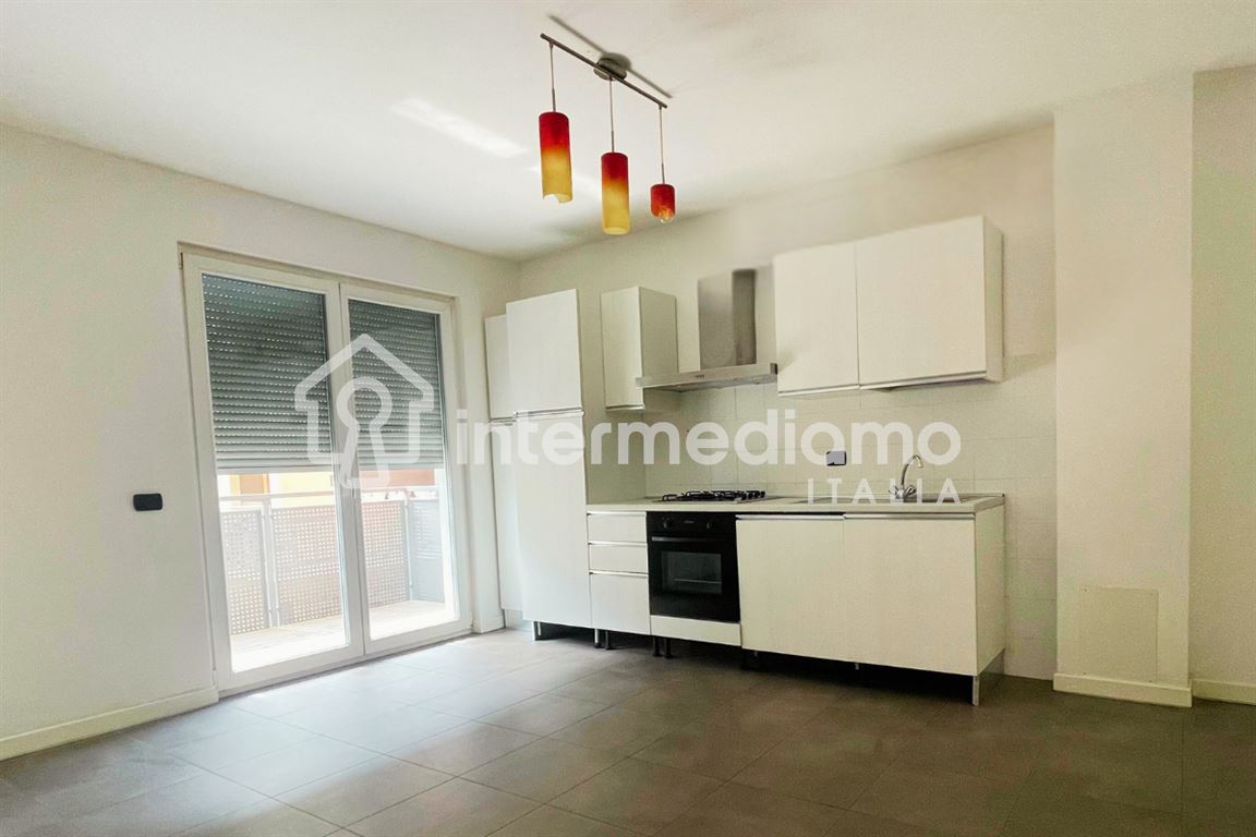 TRILOCALE A DUE PASSI DAL CENTRO DI RIVA E DAL LAGO - Appartamento Residenziale Riva del Garda